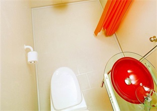 整体卫生间能够减少细菌滋生使浴室保持干爽(图1)